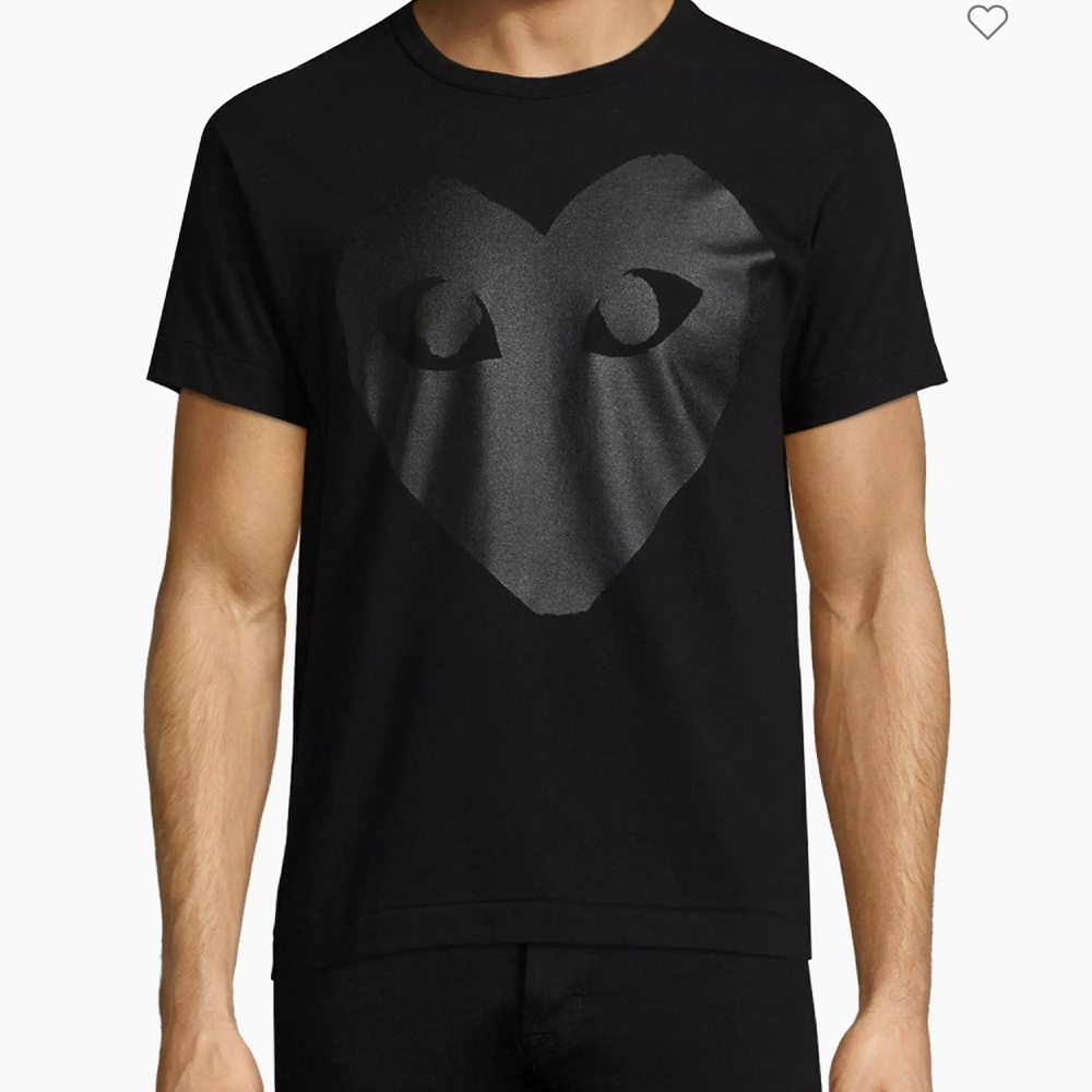 Commes des Garçons PLAY Large Heart Cotton Tee. Black on black.Worn once size M!